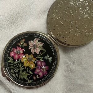 Vintage Korean compact mirror